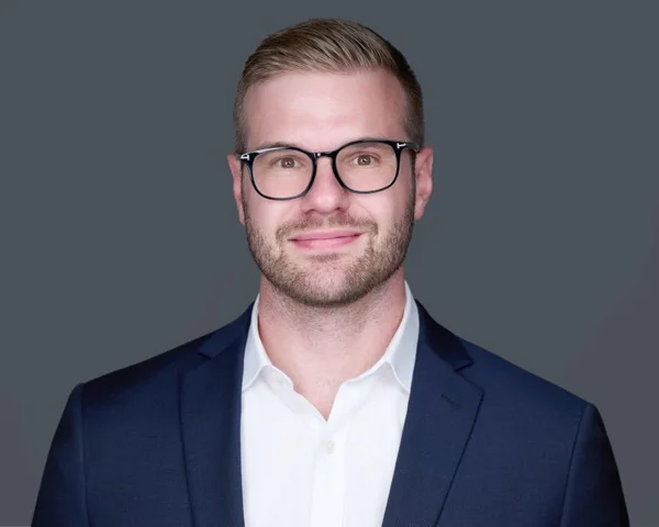 Professional corporate executive headshot example 4 - Main Line photography by Images by IBA